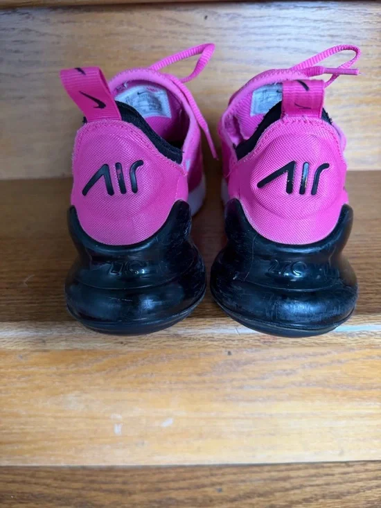 Nike Pink Air Max 270 - Picture 4 of 4